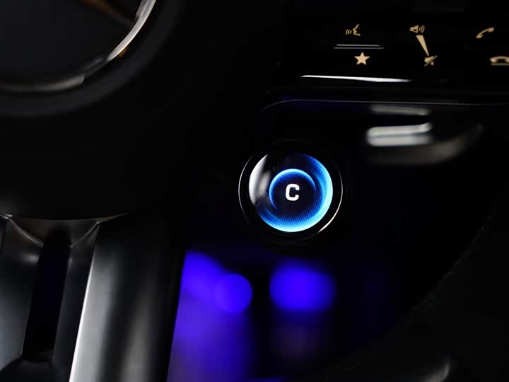 Фото 11 - Mercedes-Benz CLA-Class AMG