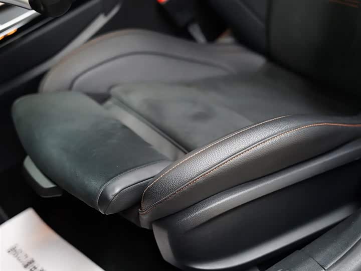 Фото 24 - Mercedes-Benz CLA-Class AMG