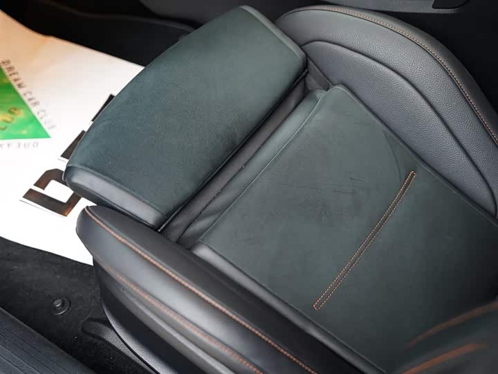 Фото 32 - Mercedes-Benz CLA-Class AMG