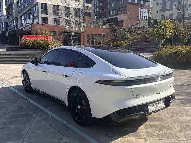 Фото 6 - Dongfeng Yipai eπ 007