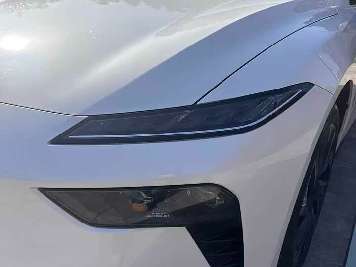 Фото 7 - Dongfeng Yipai eπ 007