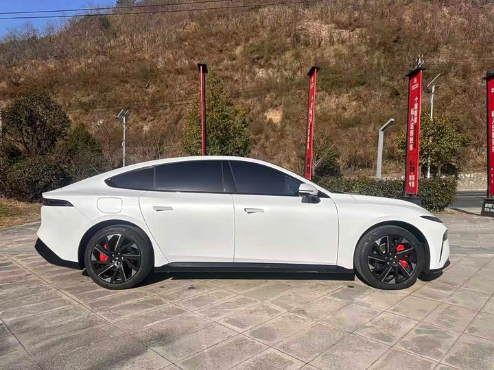 Фото 9 - Dongfeng Yipai eπ 007