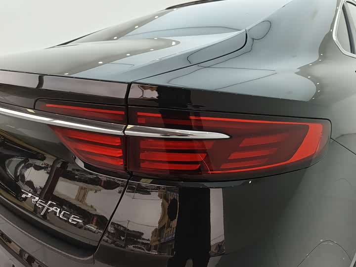 Фото 15 - Geely Preface