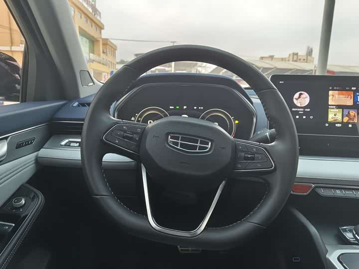 Фото 7 - Geely Preface