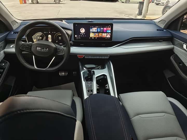 Фото 9 - Geely Preface