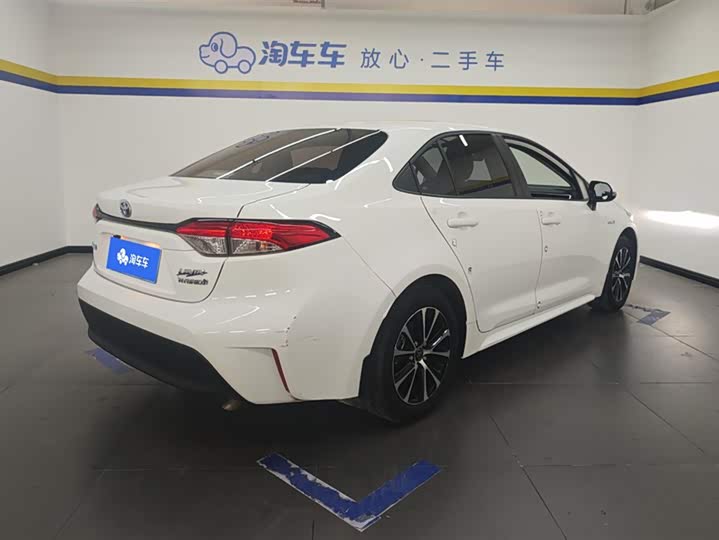 Фото 3 - Toyota Levin