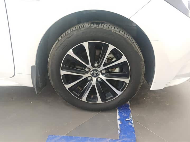 Фото 6 - Toyota Levin