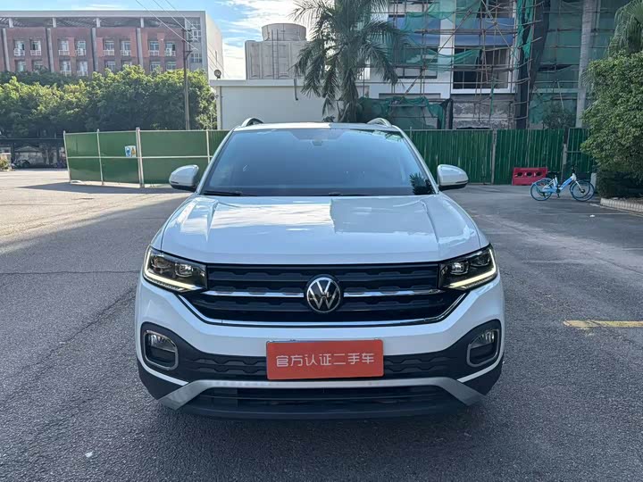 Фото 1 - Volkswagen Tacqua