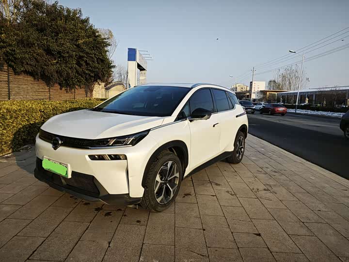 Фото 1 - GAC Aion V