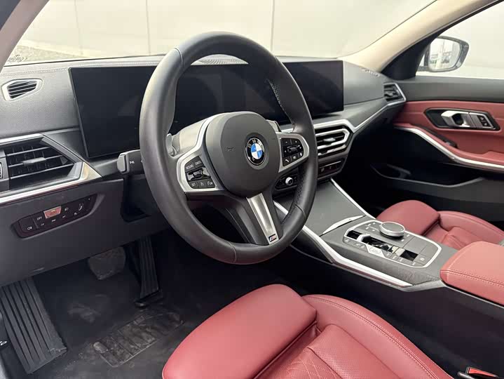 Фото 13 - BMW 3 Series