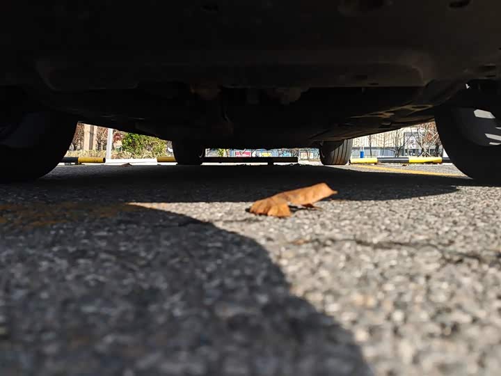 Фото 20 - LiXiang One