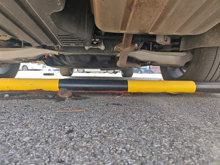 Фото 21 - LiXiang One