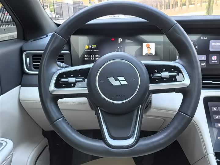 Фото 3 - LiXiang One