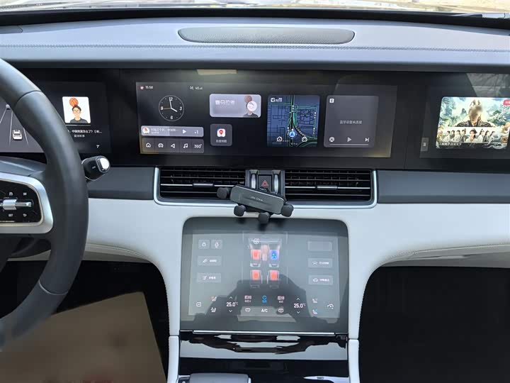 Фото 6 - LiXiang One