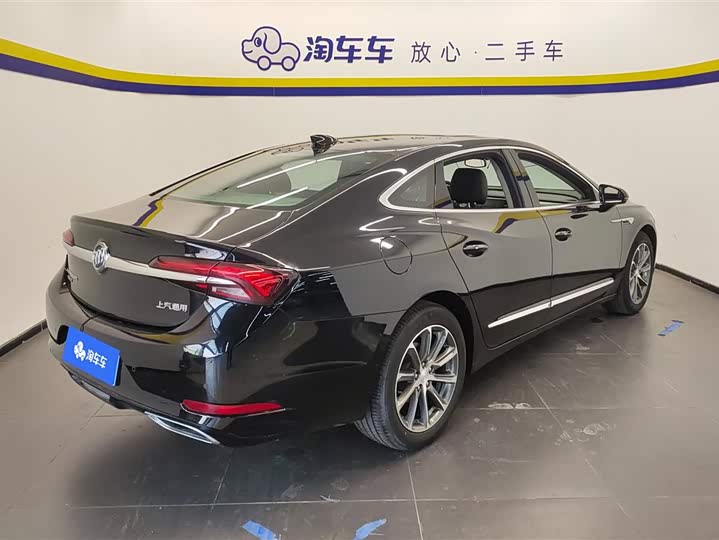 Фото 3 - Buick LaCrosse