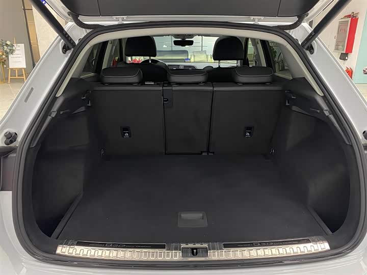 Фото 12 - Audi Q3