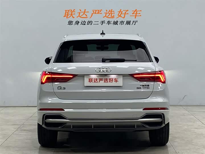 Фото 23 - Audi Q3