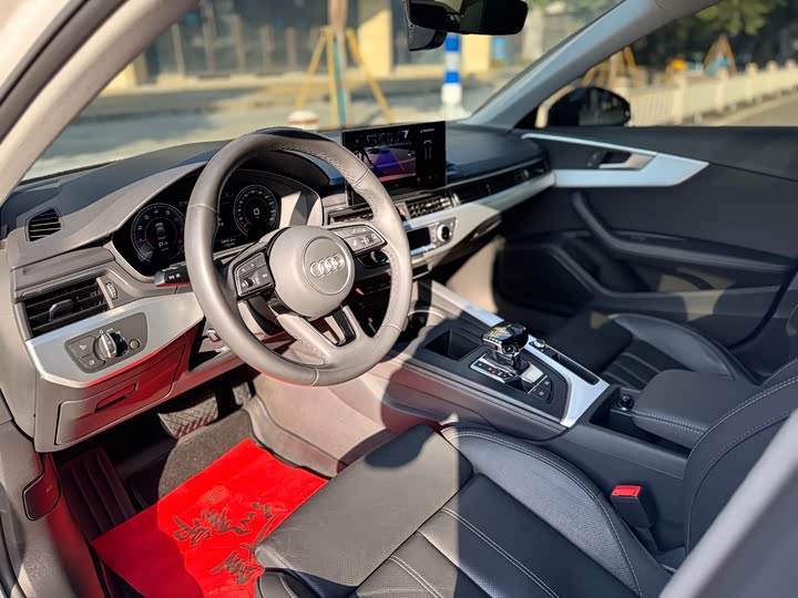 Фото 7 - Audi A4L