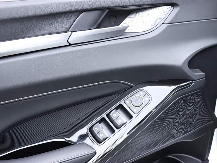 Фото 12 - Haval H6