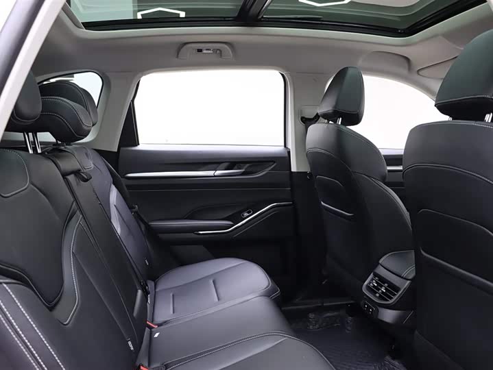 Фото 15 - Haval H6