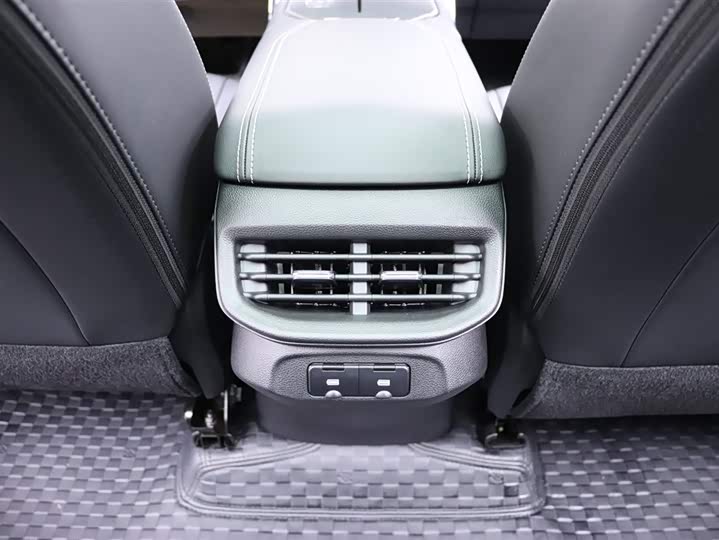 Фото 20 - Haval H6