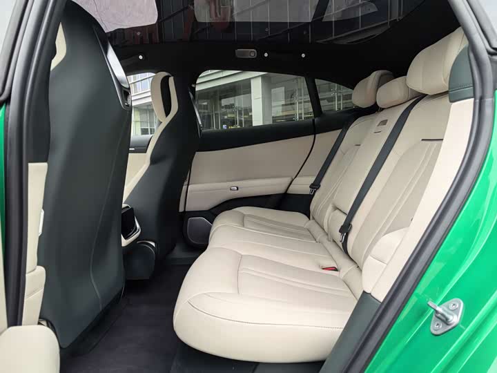 Фото 10 - Xiaomi YU7