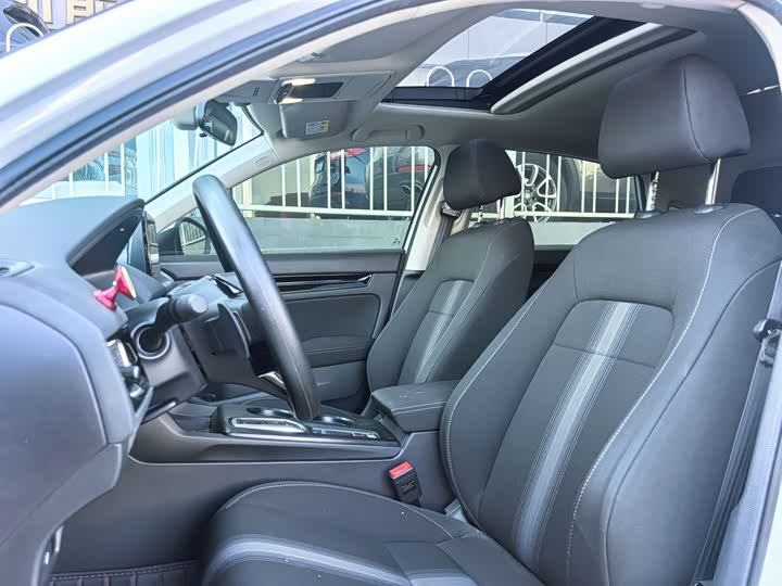 Фото 14 - Honda Civic