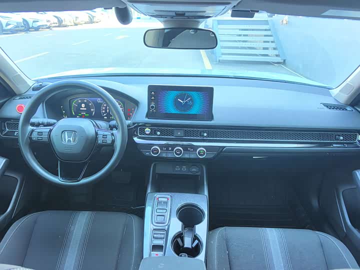 Фото 17 - Honda Civic