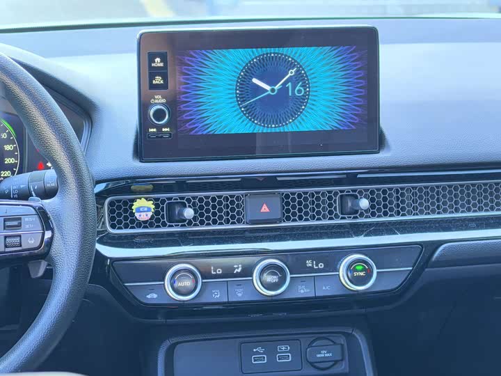 Фото 24 - Honda Civic