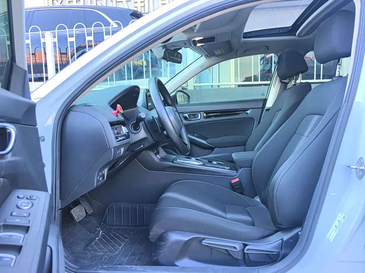 Фото 28 - Honda Civic