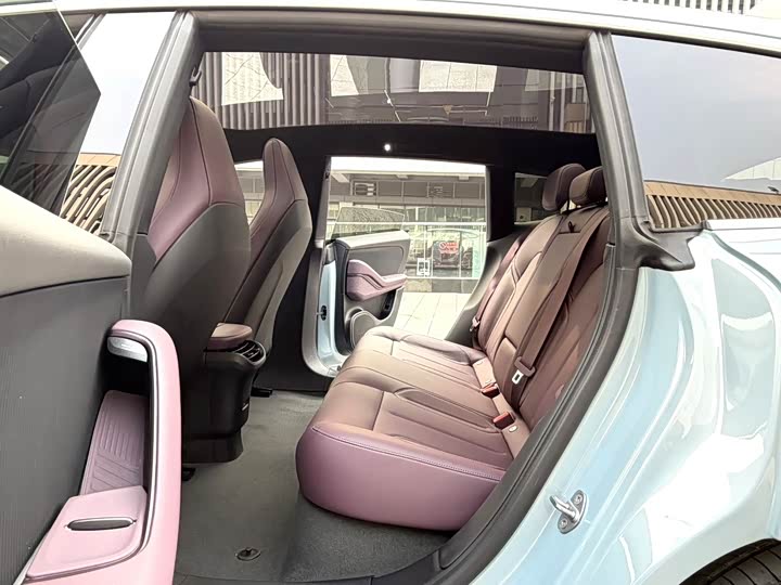 Фото 6 - Nio ET5T