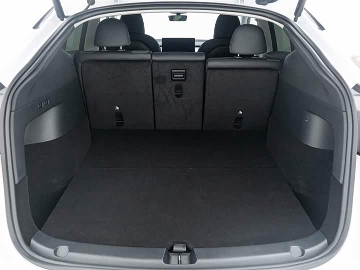 Фото 24 - Tesla Model Y