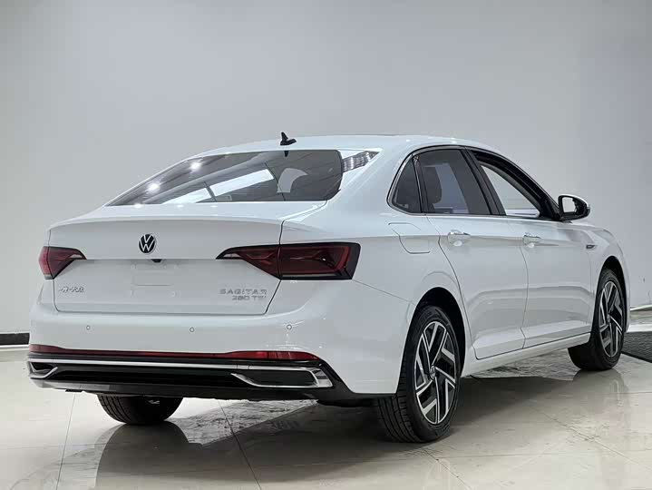 Фото 4 - Volkswagen Sagitar L