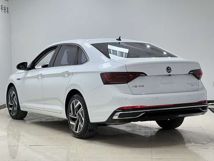 Фото 6 - Volkswagen Sagitar L