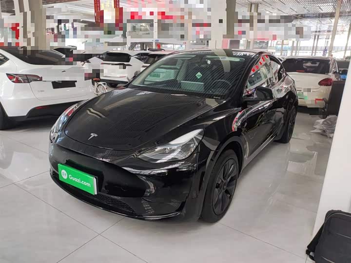 Фото 1 - Tesla Model Y