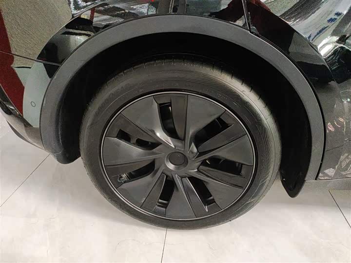 Фото 26 - Tesla Model Y