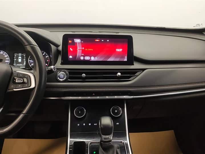 Фото 13 - Chery Tiggo 8