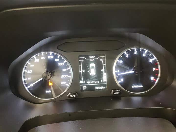 Фото 14 - Chery Tiggo 8