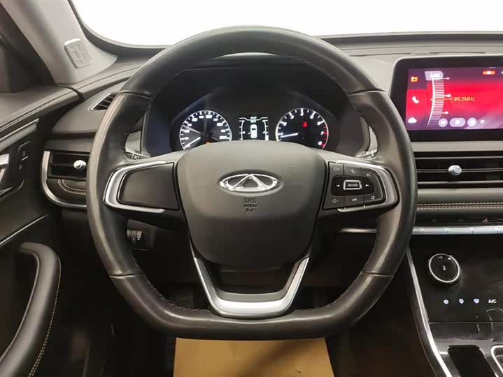 Фото 15 - Chery Tiggo 8