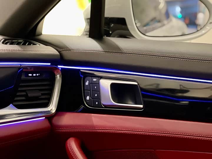 Фото 8 - Porsche Panamera