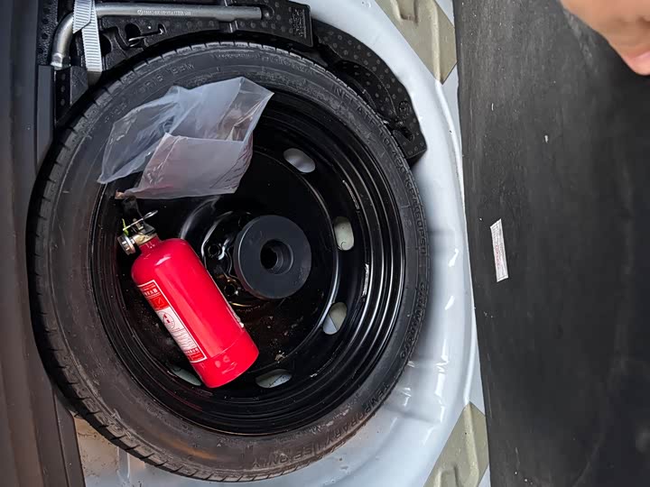 Фото 13 - Volkswagen Tharu