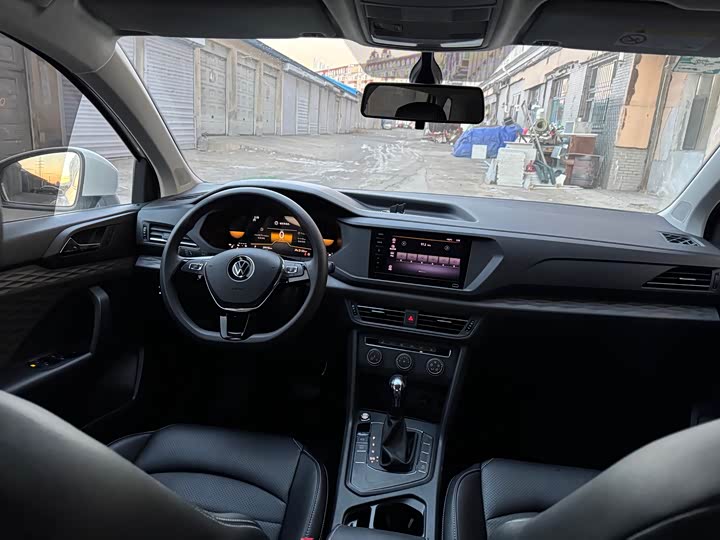 Фото 14 - Volkswagen Tharu