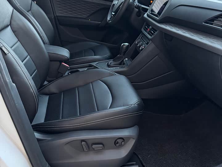 Фото 16 - Volkswagen Tharu