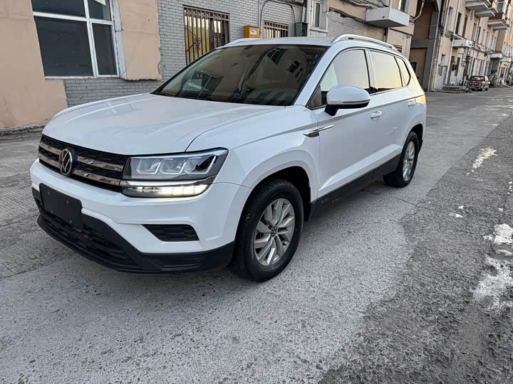 Фото 2 - Volkswagen Tharu