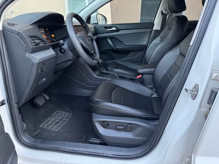 Фото 6 - Volkswagen Tharu