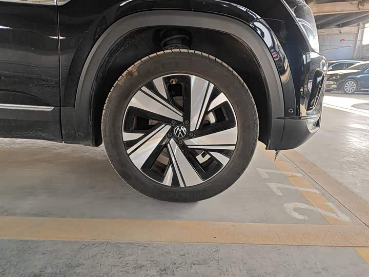 Фото 30 - Volkswagen Teramont Pro