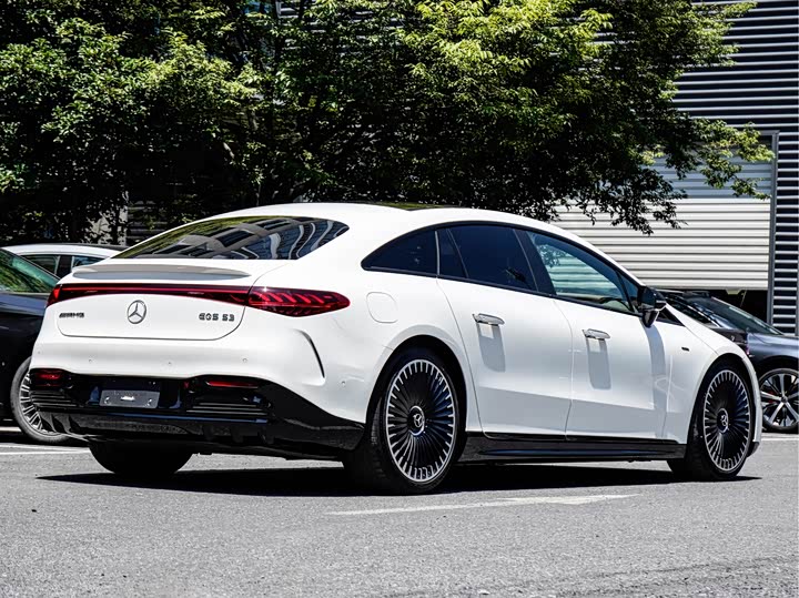 Фото 5 - Mercedes-Benz EQS AMG