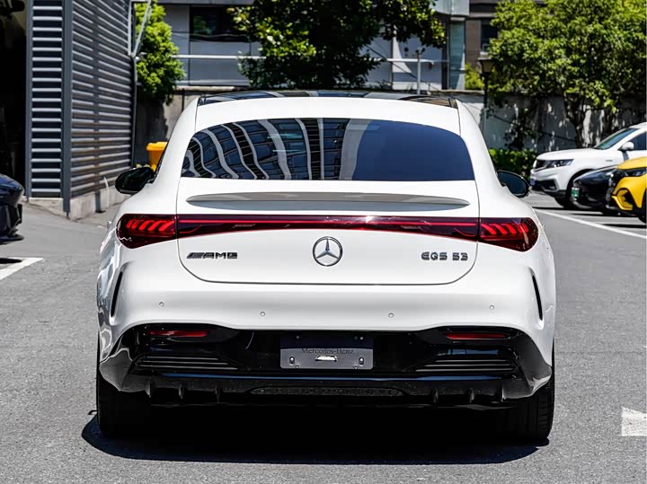 Фото 6 - Mercedes-Benz EQS AMG