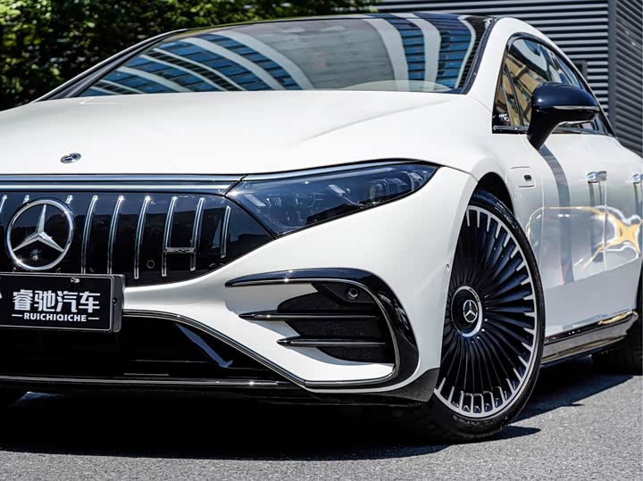 Фото 9 - Mercedes-Benz EQS AMG