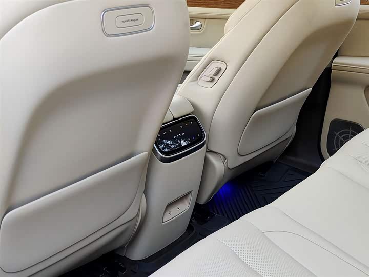 Фото 9 - Aito M7